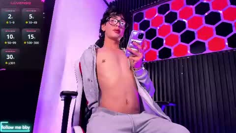 Santy  online show from July 26, 4:10 am