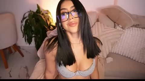 Sara  online show from November 14, 12:46 am