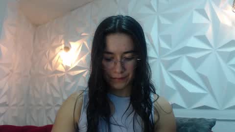 Sara online show from May 31, 12:48 pm