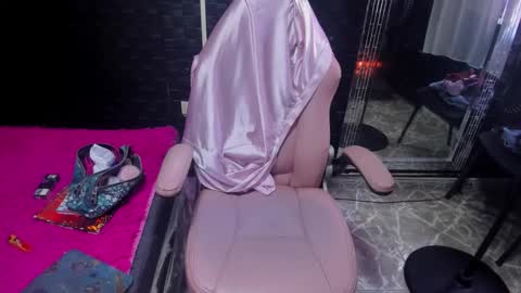 no limits sarah online show from April 20, 12:30 pm