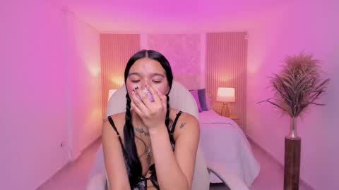 Sara online show from December 16, 8:26 pm