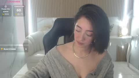 Sara  online show from April 9, 2:12 pm