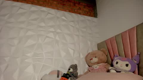 Sara  online show from November 26, 4:26 pm