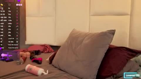 Sara online show from February 17, 8:08 pm