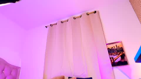 Sara online show from June 26, 9:04 am