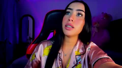 sara_stone03 online show from January 10, 4:22 am