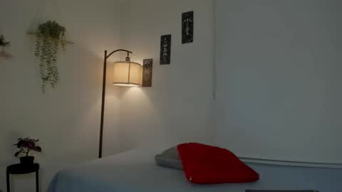 sara_sweett9 online show from February 17, 11:37 pm