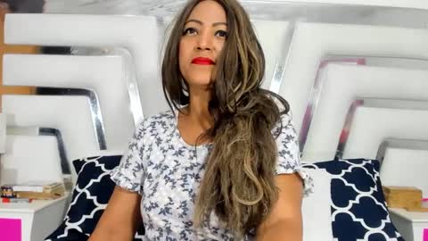 Sara online show from March 10, 1:00 pm