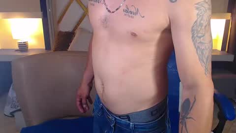 saraclub online show from March 1, 9:04 pm