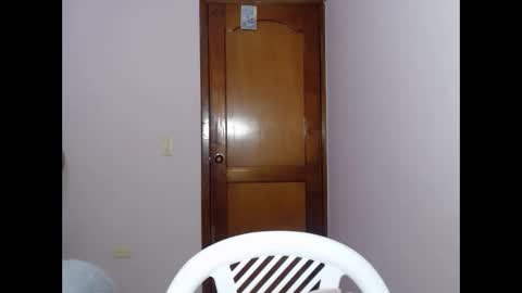 Sara online show from December 19, 6:14 pm