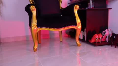 Sara Ferrer  online show from April 23, 12:29 pm