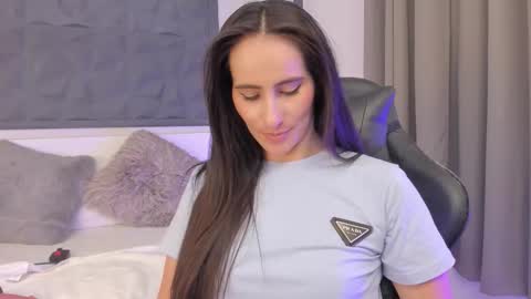  Sara Gomez  online show from February 19, 6:07 pm