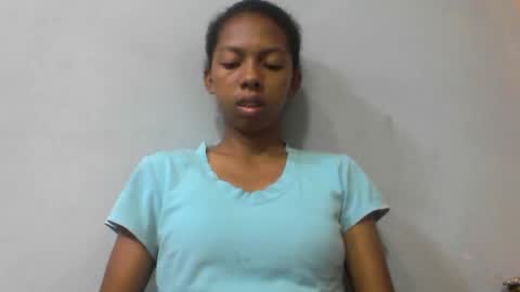 sarah146341 online show from April 18, 5:20 am