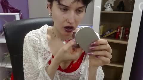 Sarah online show from March 26, 7:46 am