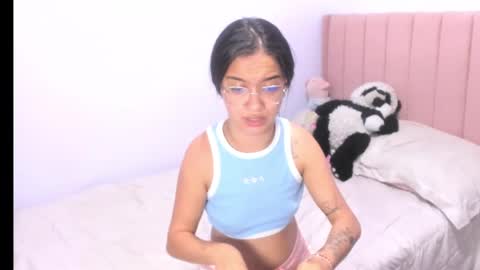 Snapshot of sarah_stone15 chatting on October 13, 1:29 am Sarah online show from October 13, 1:29 am