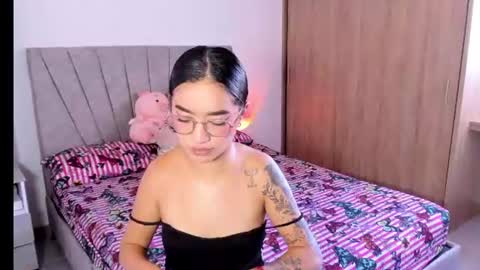 Sarah online show from July 21, 8:44 pm