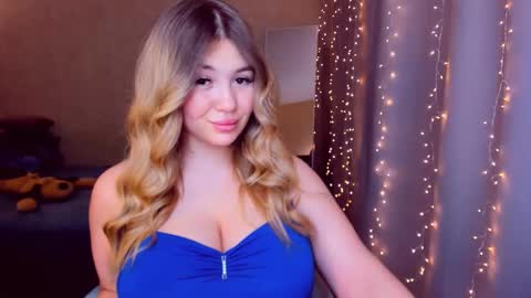 Sarah online show from March 4, 4:20 pm