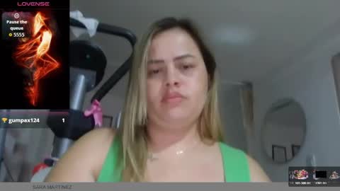 sara martinez online show from April 11, 1:54 am