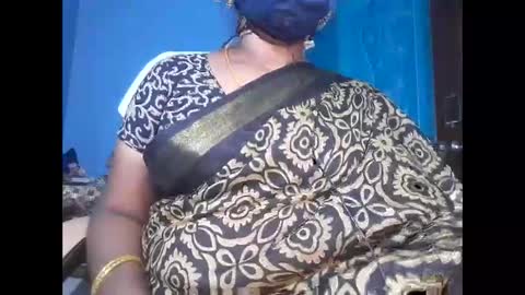 Tamil-saranya online show from January 4, 4:43 pm