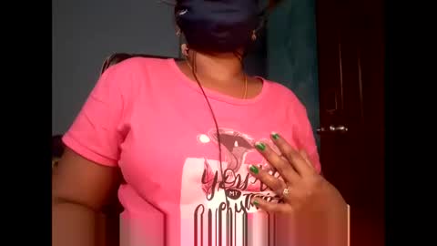 Tamil-saranya online show from December 25, 4:32 pm