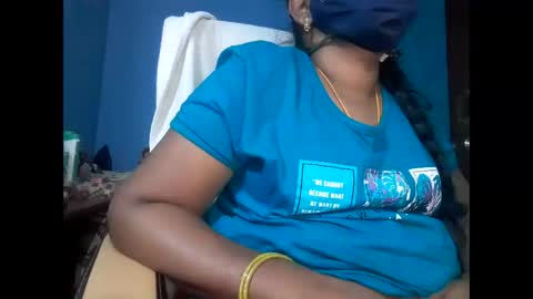 Tamil-saranya online show from January 3, 9:15 am