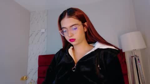 Sara online show from November 24, 10:52 pm