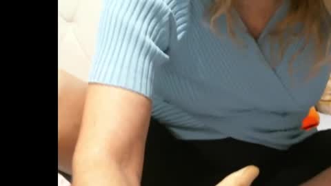 sarasexx33 online show from March 4, 2:42 pm