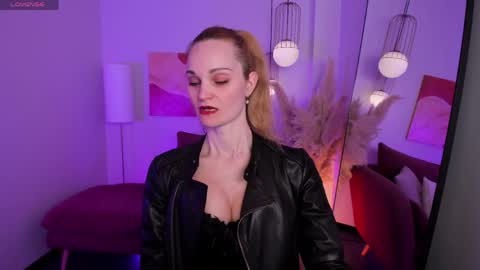 Sara online show from March 29, 1:13 pm