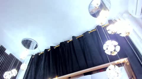 Snapshot of sarayroyse chatting on September 29, 8:30 pm Saray online show from September 29, 8:30 pm