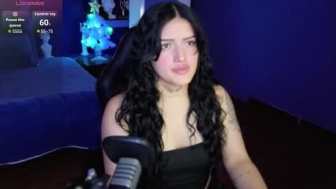 Sari  online show from December 22, 9:10 pm