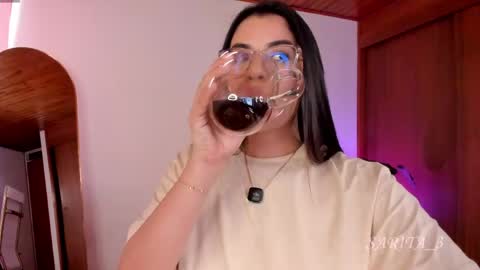 Sarita Lozano online show from May 4, 10:38 pm