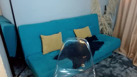 sarita_klein online show from October 5, 7:10 pm