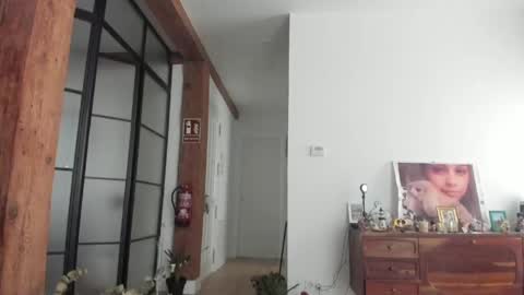 sarita_slovan online show from April 11, 1:15 pm