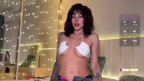 Hi everyone my name is Sasha   online show from March 21, 9:41 pm