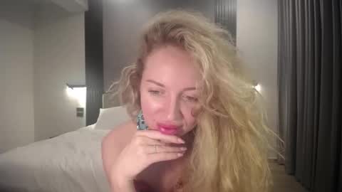 Sasha online show from March 2, 3:33 am