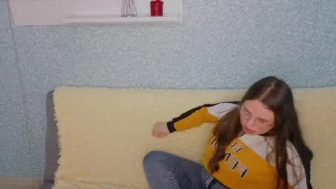 Sasha online show from April 1, 2:14 pm