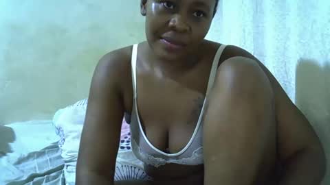 sassy_bella online show from April 21, 2:51 am