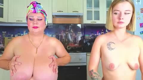 sassy_seasons online show from September 28, 11:52 am