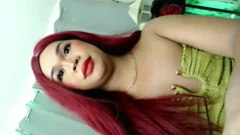 sassy_tinaxx online show from January 8, 12:00 pm