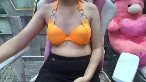 Sassy online show from February 6, 7:05 pm