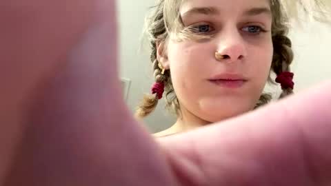 sassysquirtsmmm online show from March 14, 9:08 pm