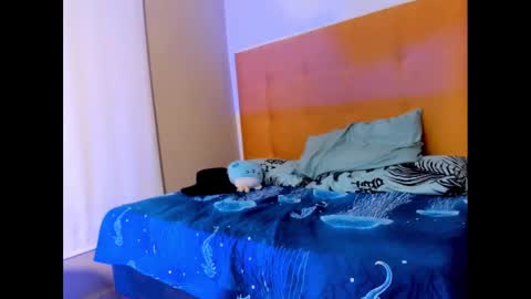 Evans Williams online show from February 3, 1:19 am