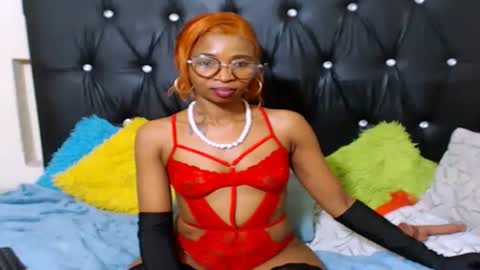 sasyylissaa online show from April 16, 9:39 pm