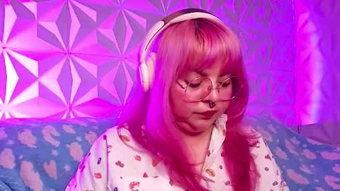 Gina George online show from February 17, 1:26 am