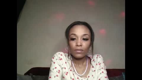 Shaniiice online show from April 22, 2:52 am