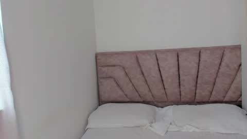 Savannahwildee online show from May 4, 8:26 pm