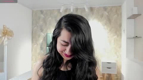 Saya Amaretto  online show from November 16, 7:05 pm