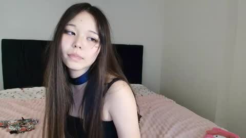 Saya online show from April 15, 3:15 pm