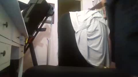 sbrinaiceberg online show from April 17, 4:04 am