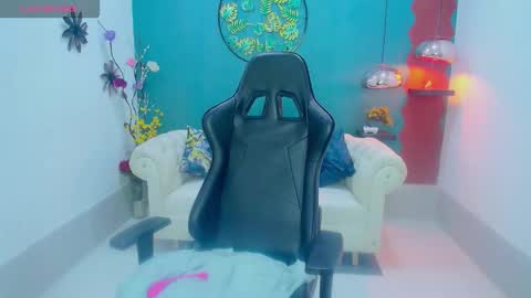 Marie  online show from November 27, 1:13 am